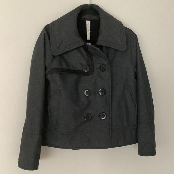 Lulu Lemon Audrey Coat - Picture 1 of 8